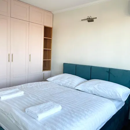 Apartment Ac With Metro 3 On Doorsteps, 15mins To Center *