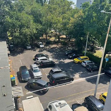 Ac With Metro 3 On Doorsteps, 15mins To Center *