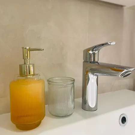 Apartamento Ac With Metro 3 On Doorsteps, 15mins To Center *