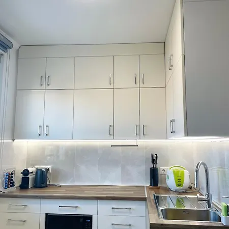 Apartament Ac With Metro 3 On Doorsteps, 15mins To Center Budapeszt